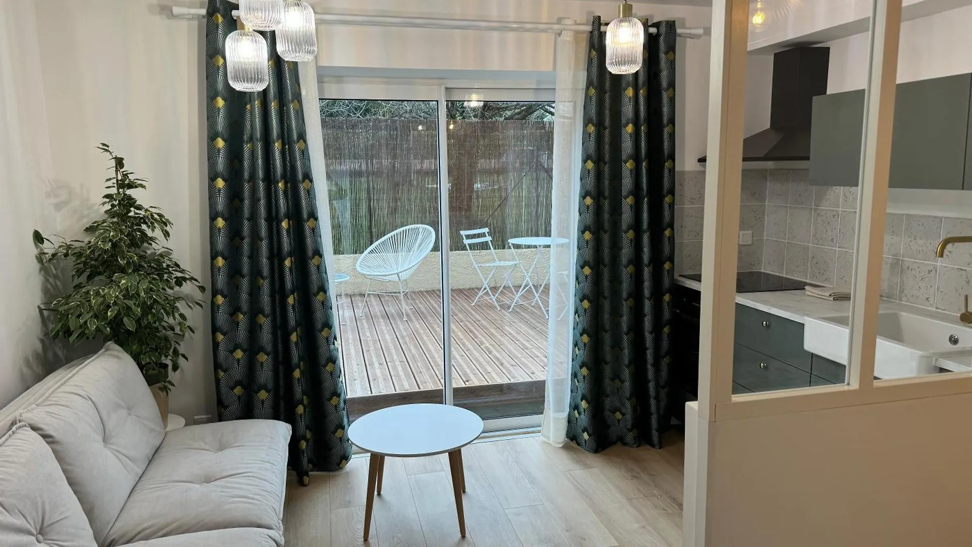 L'Ecrin De Marie-Lou Studio Cosy Chaponost 0*,